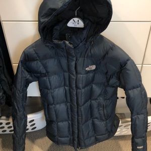 The North Face xs puffy jacket navy blue